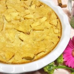 Clafoutis aux pommes caramélisées