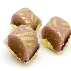 Losanges à la pâte d&rsquo;amande fourrés